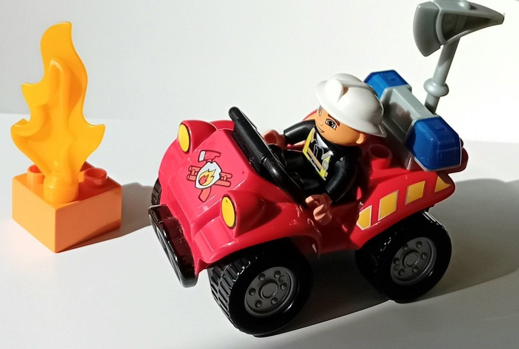 duplo kleine brandweerwagen brandweer, Kinderen en Baby's, Speelgoed | Duplo en Lego, Gebruikt, Overige thema's, Verzenden, Duplo