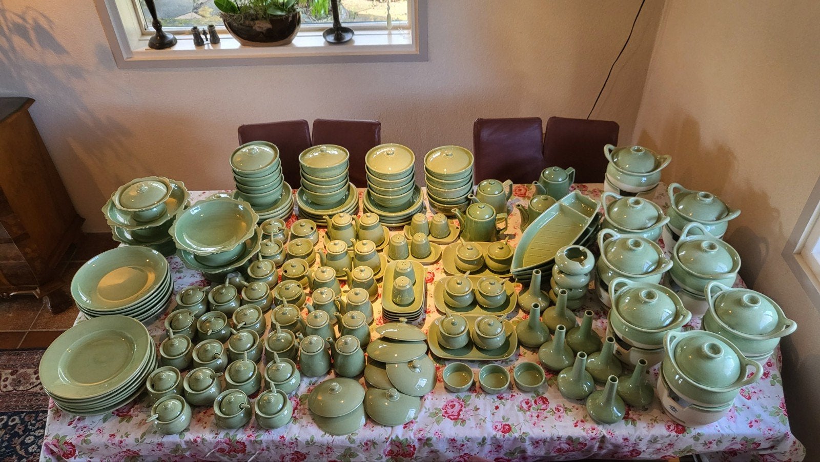 Oosters servies, Ophalen