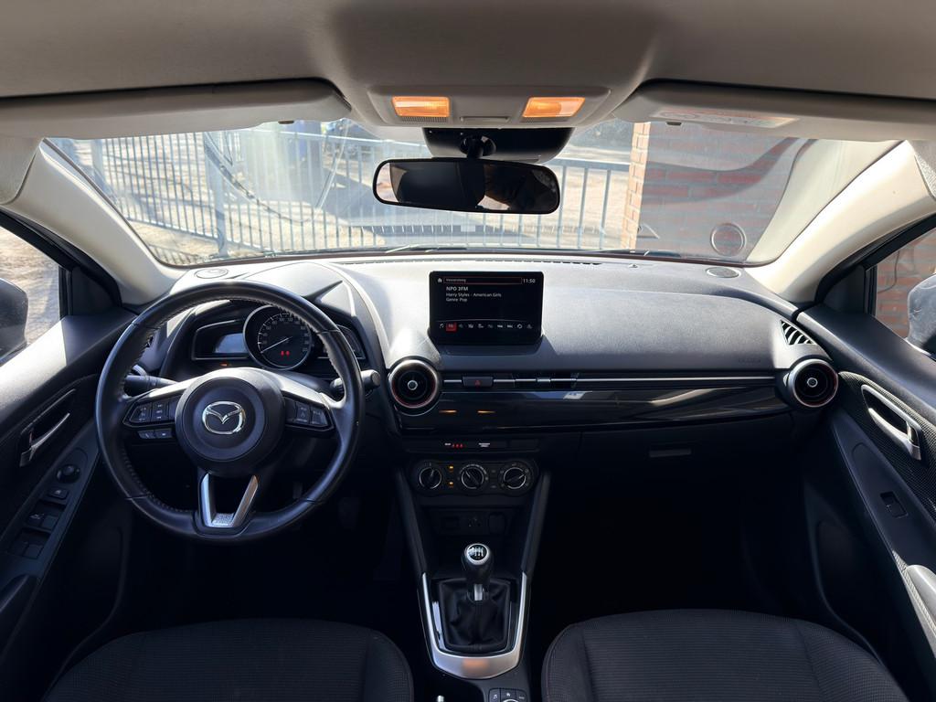 Mazda 2 1.5 Skyactiv-G Sportive Carplay AchteruitrijCamera, Stof, 4 cilinders, Zwart, Origineel Nederlands