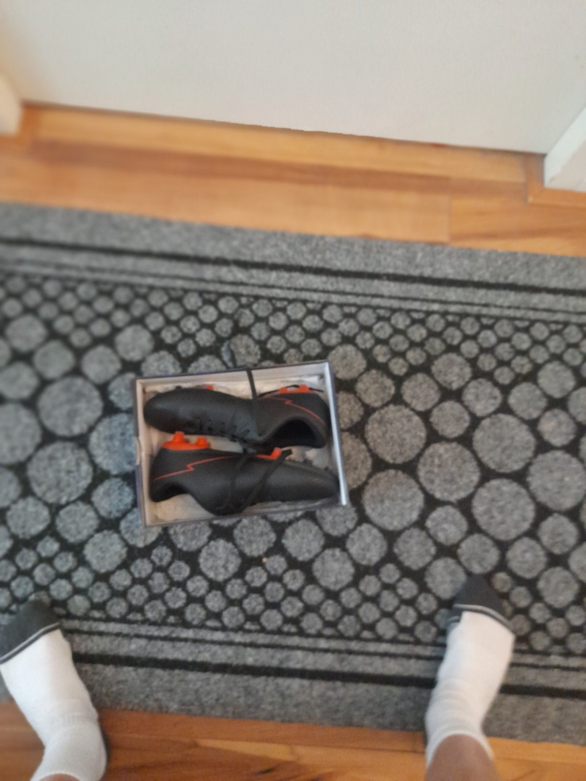 Zwarte Voetbalschoenen met Oranje Details - Maat 38, Ophalen of Verzenden