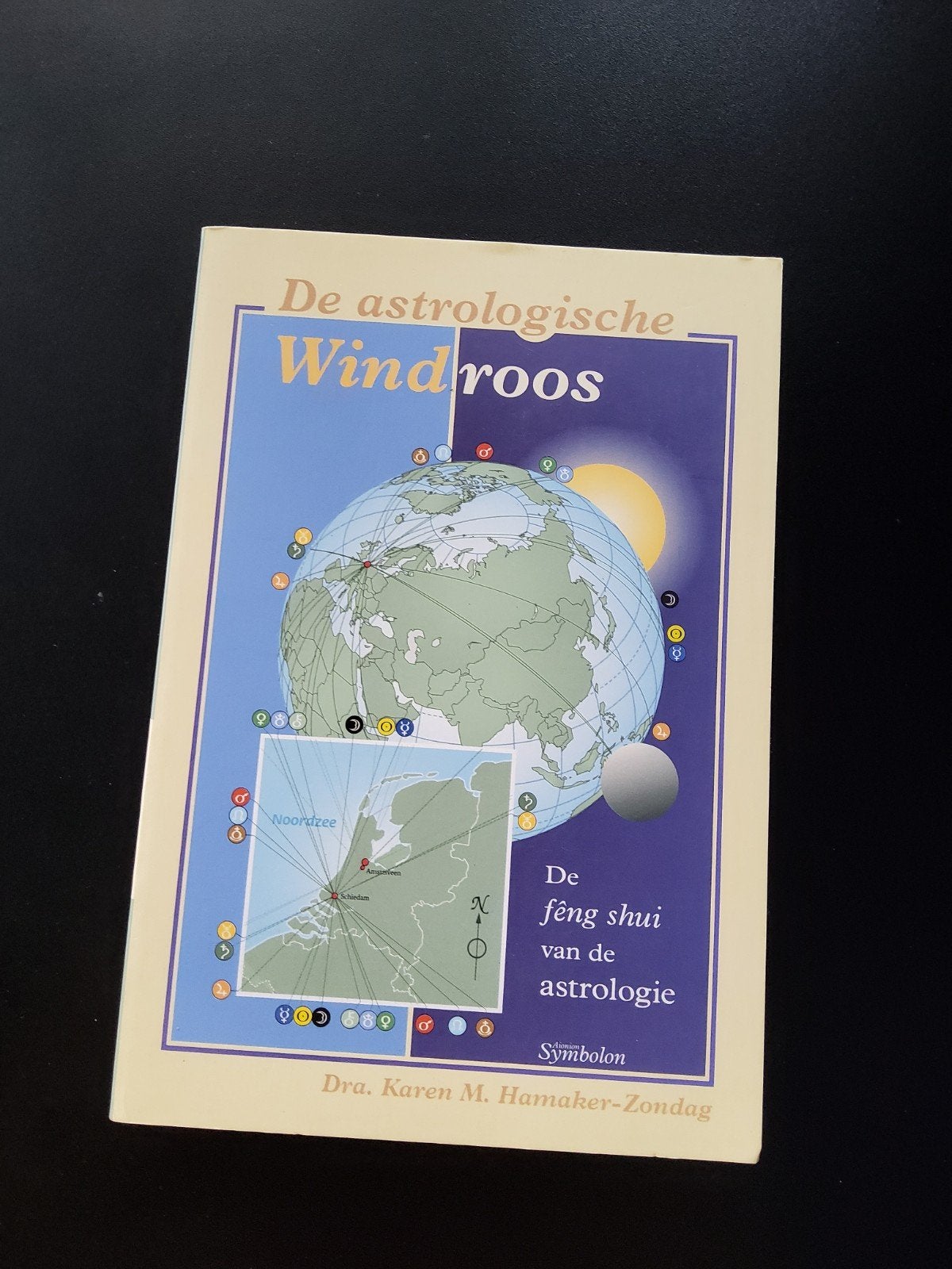 De astrologische Windroos - Nieuwstaat, ongelezen, Achtergrond en Informatie, Astrologie, Nieuw, Ophalen of Verzenden
