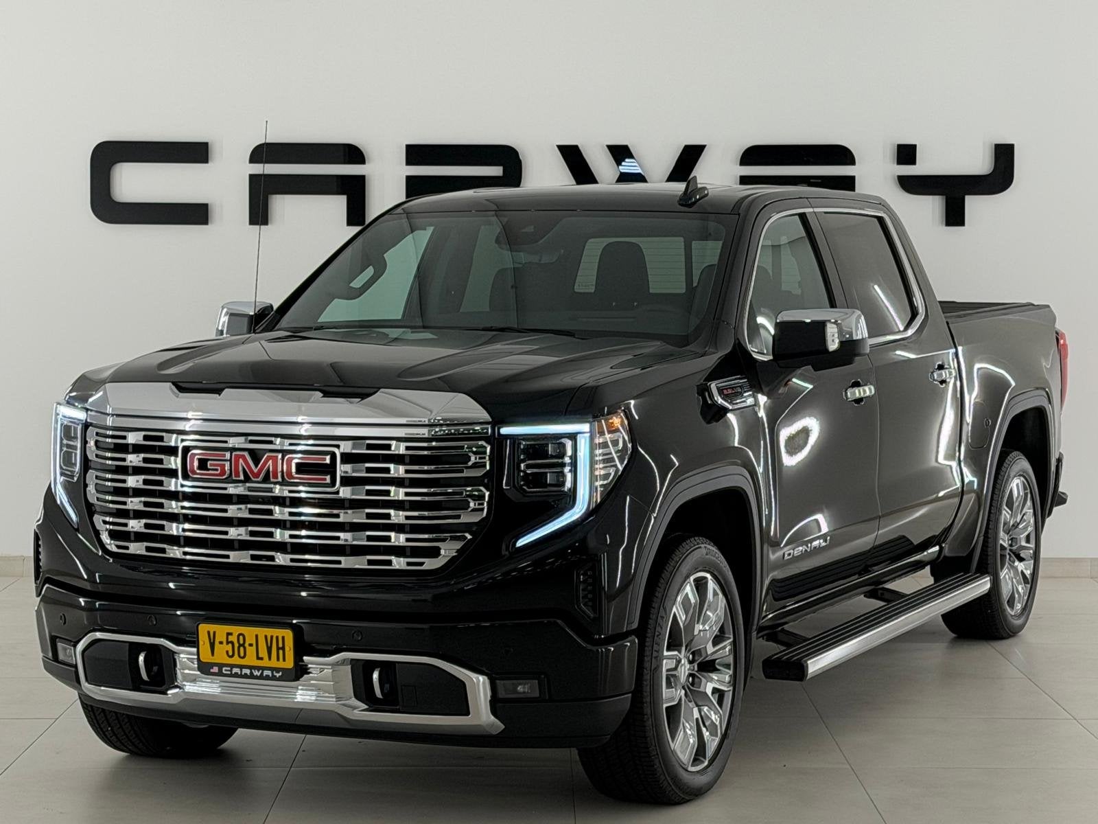 GMC Sierra 6.2 V8 DENALI (bj 2024), Auto's, Dealer onderhouden, Gebruikt, 426 pk, Zwart