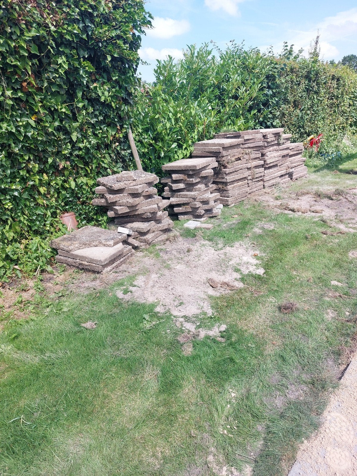 Grindtegels 50x50cm. 20 tot 24m2 gratis af te halen, Tuin en Terras, Ophalen of Verzenden, Gebruikt, Beton, Terrastegels