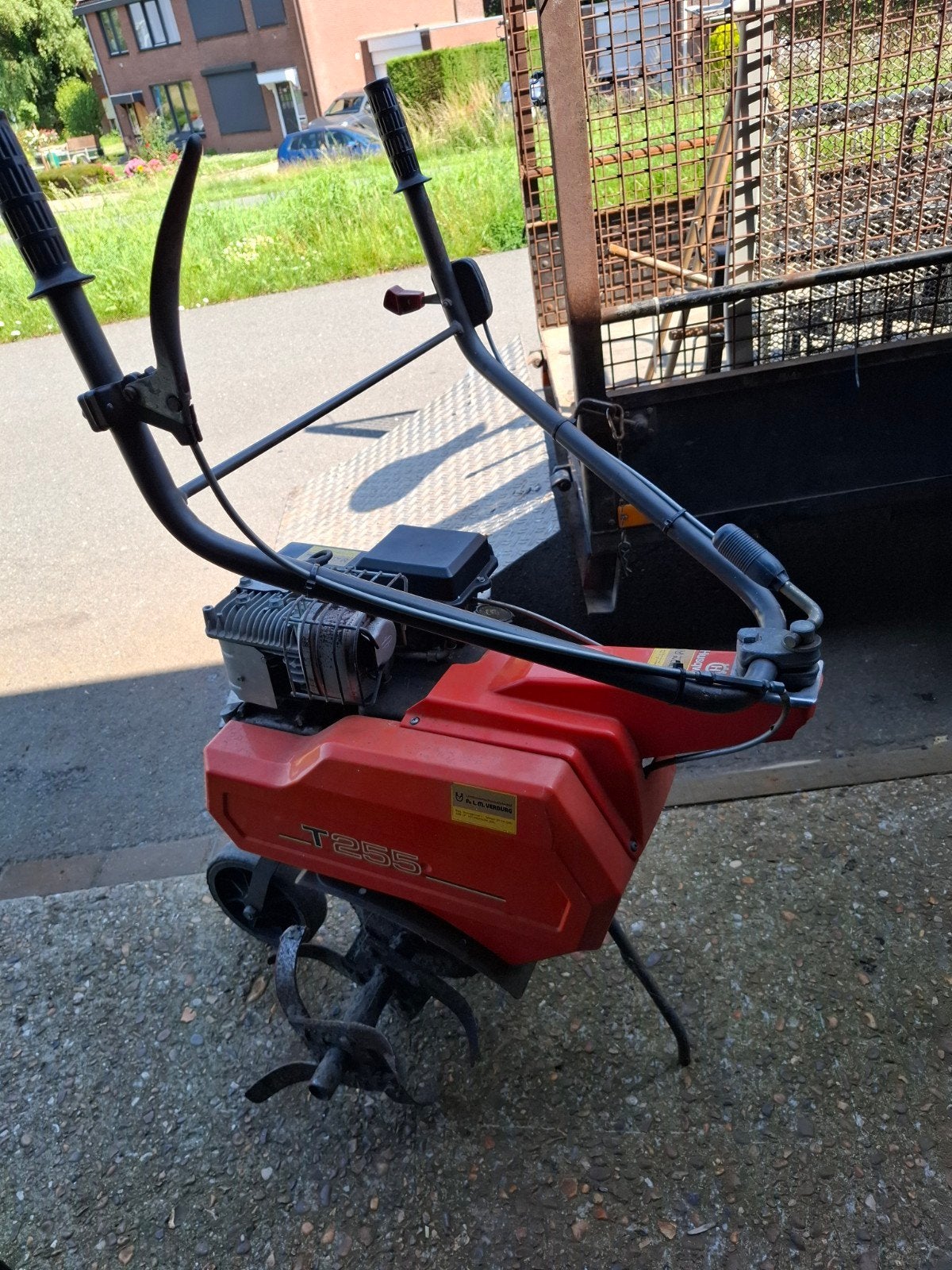 Husqvarna frees, Ophalen, Gebruikt, Benzine