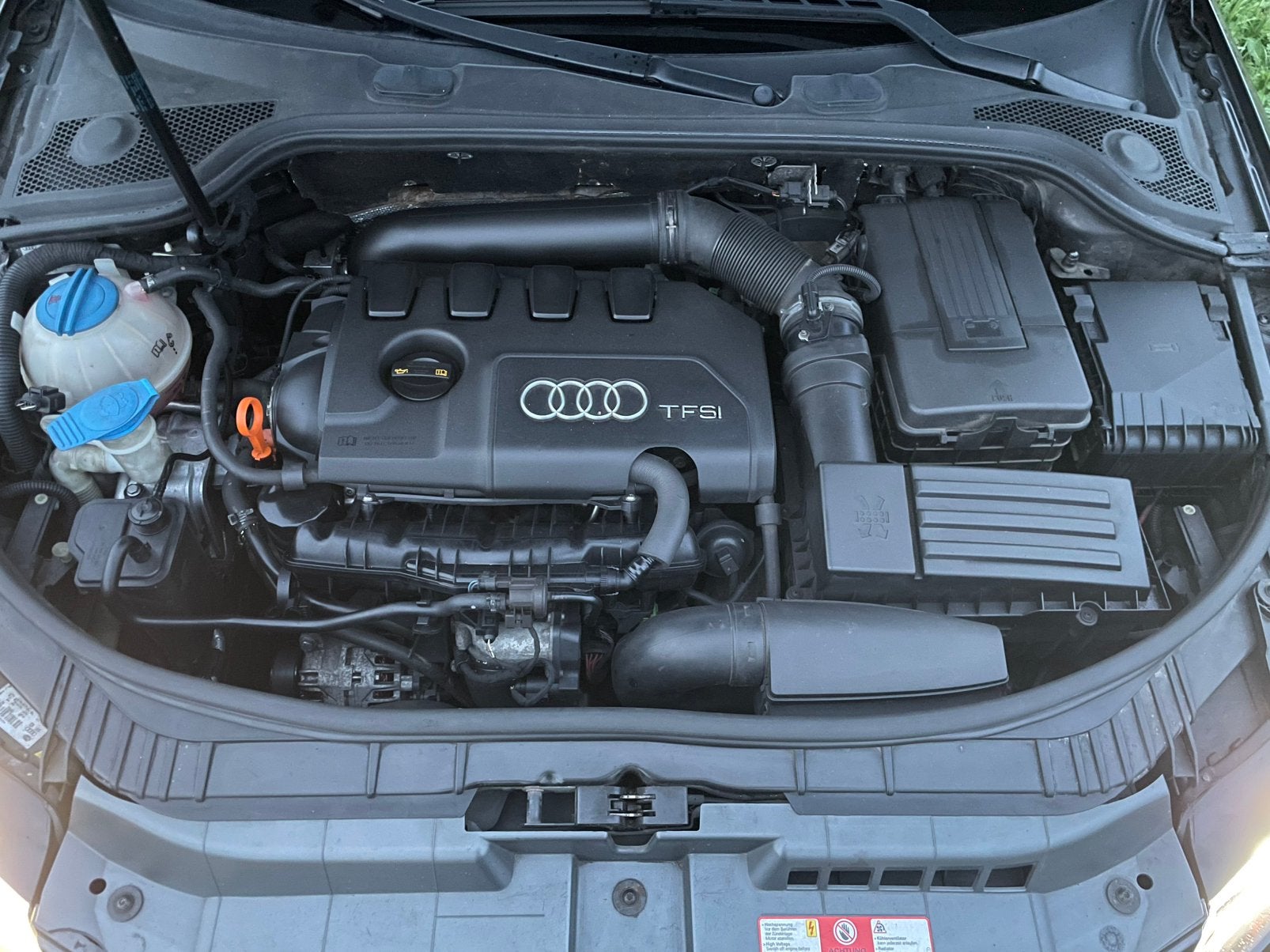 Foto 24 van AUDI A3 Sportback 1.8 TFSI automaat | PANO | leer | TREKHAAK