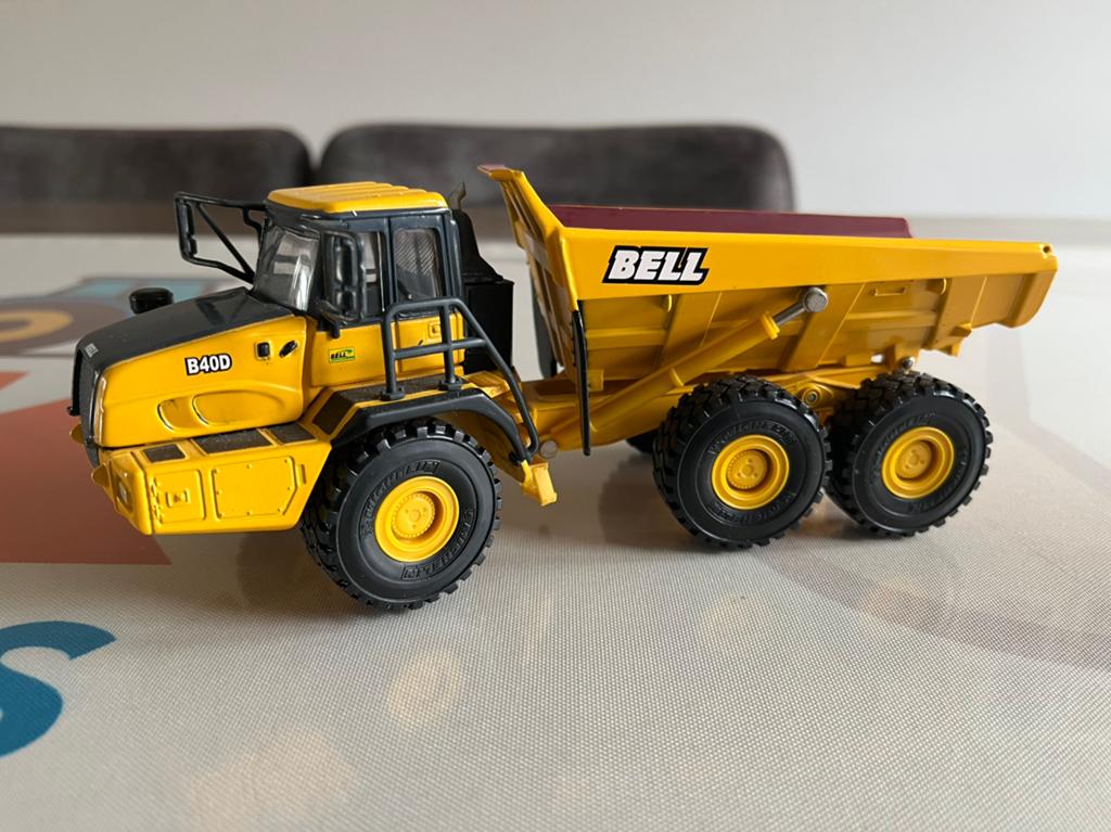 Bell B 40 D knikdumper Norscot 57502, Hobby en Vrije tijd, Modelauto's | 1:50, Ophalen of Verzenden, Zo goed als nieuw, Bus of Vrachtwagen