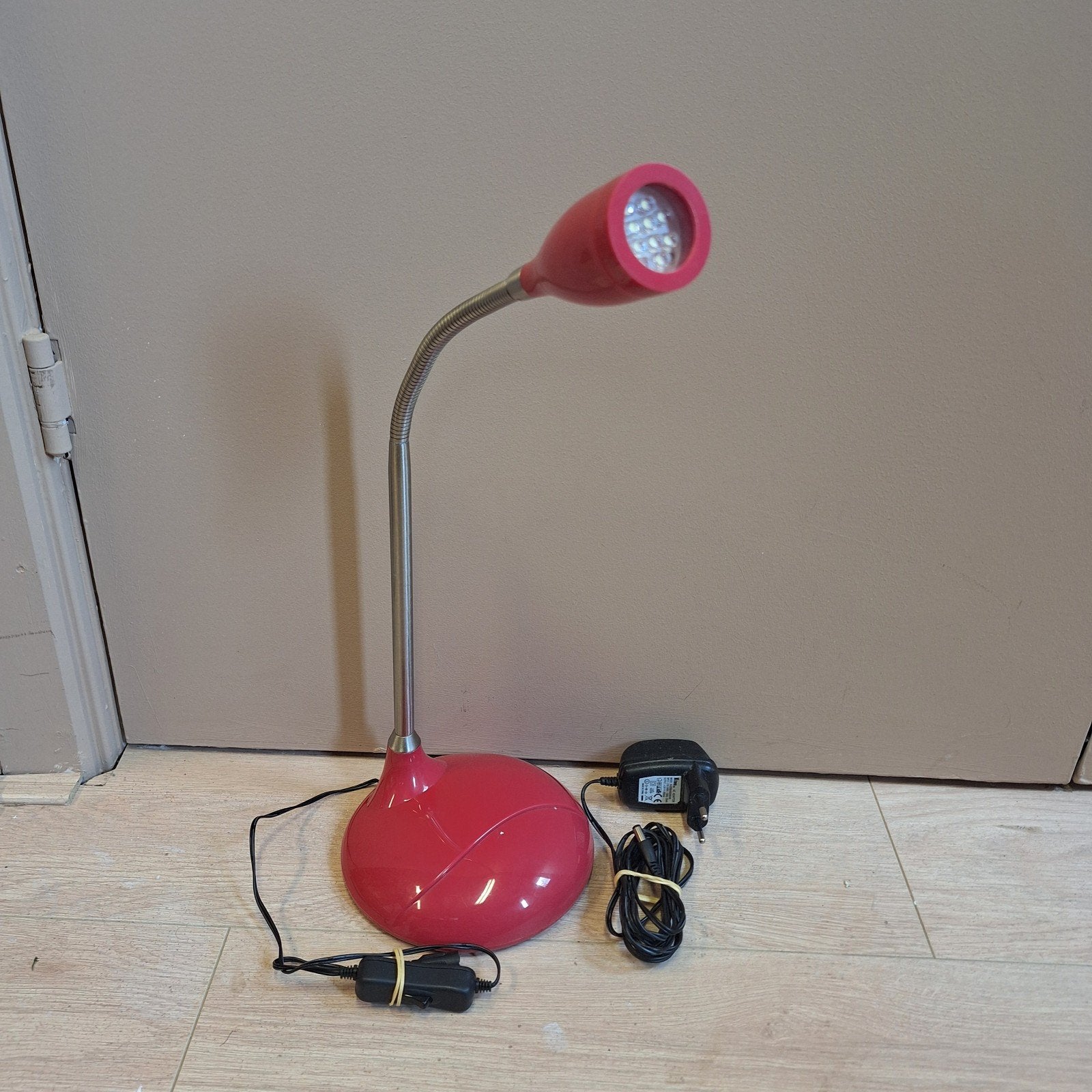Evora TM2147 - Flexibele LED Bureaulamp / Tafellamp (Rood), Info@evora.nl, Bureaulamp, Overige merken, Evora
