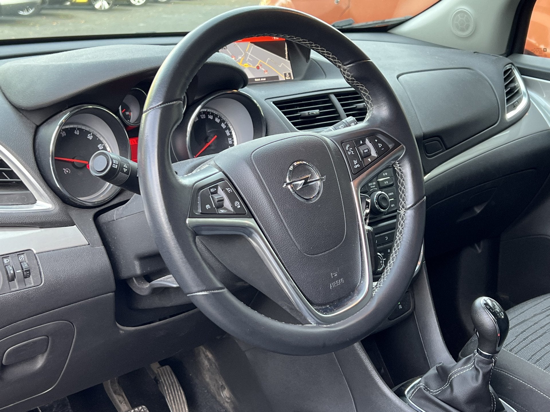 Opel Mokka 1.4 T Edition | Navi | Clima | Trekhaak | PDC, Auto's, Voorwielaandrijving, Stof, Gebruikt, Met garantie (alle)