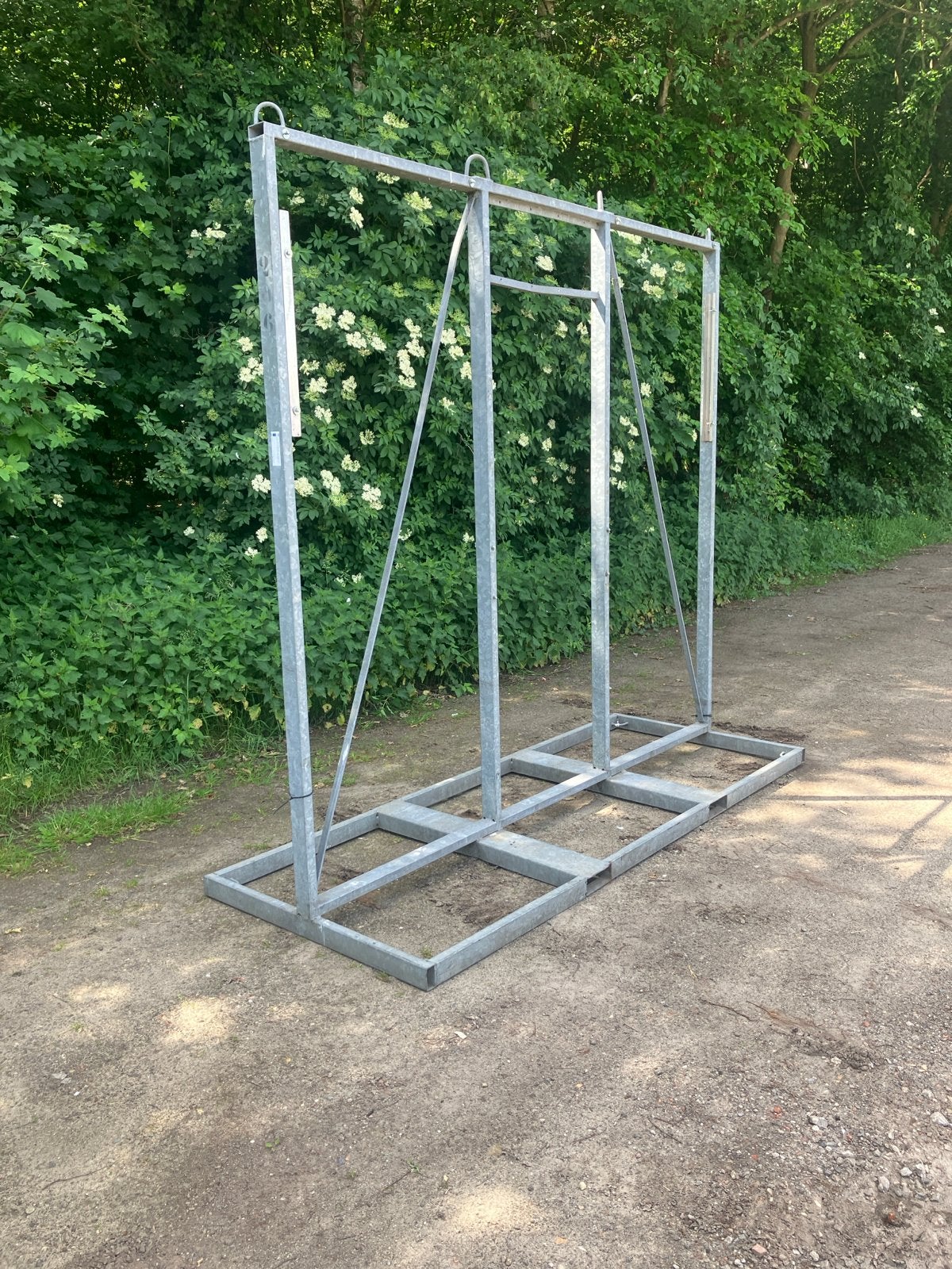 Gegalvaniseerde Kozijnenbok T uitvoering 3m x 1.2m x 2.75m, Ophalen, Zo goed als nieuw