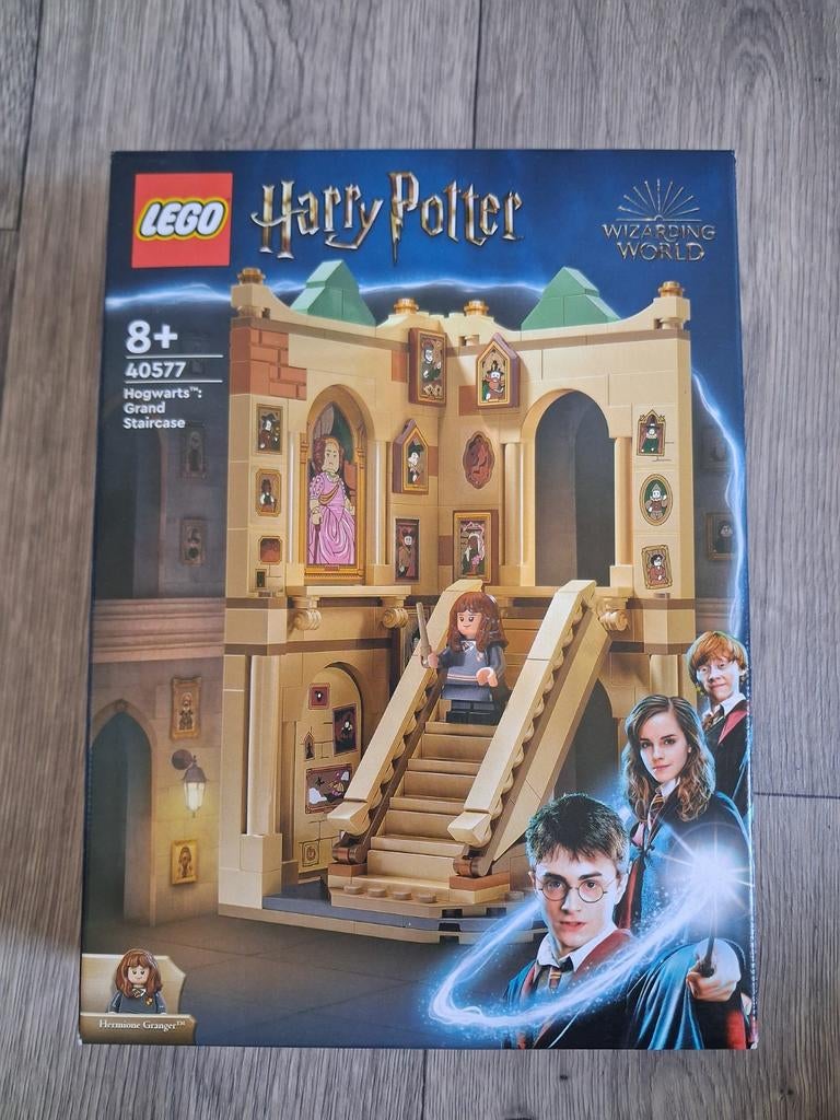 Lego Harry Potter 40577, Hogwarts: Grand Staircase, Kinderen en Baby's, Speelgoed | Duplo en Lego, Ophalen of Verzenden, Nieuw