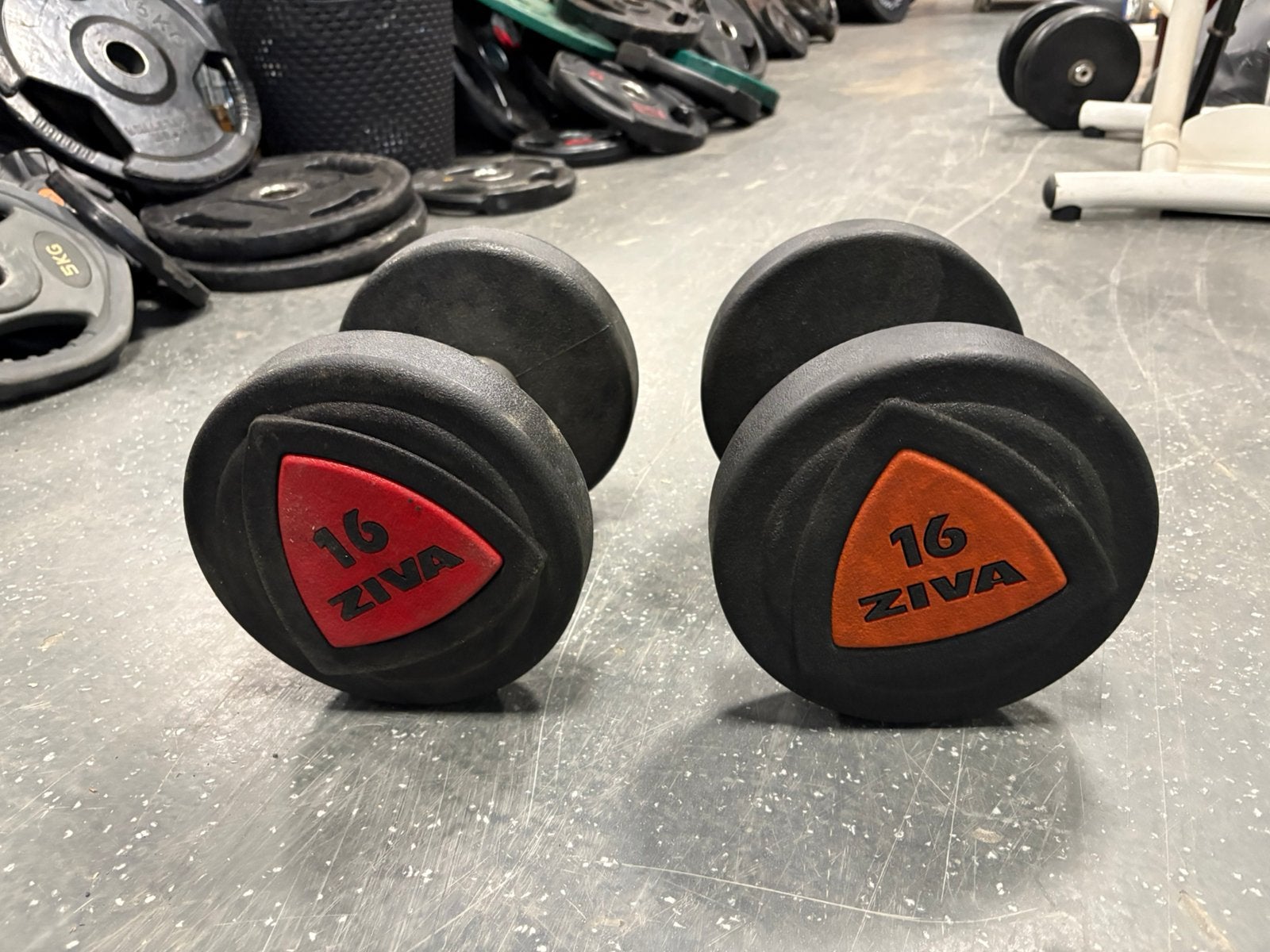 2 x 16 kg ziva rubberen dumbbells gewichten, Ophalen, Dumbbell, Gebruikt, Dumbbells