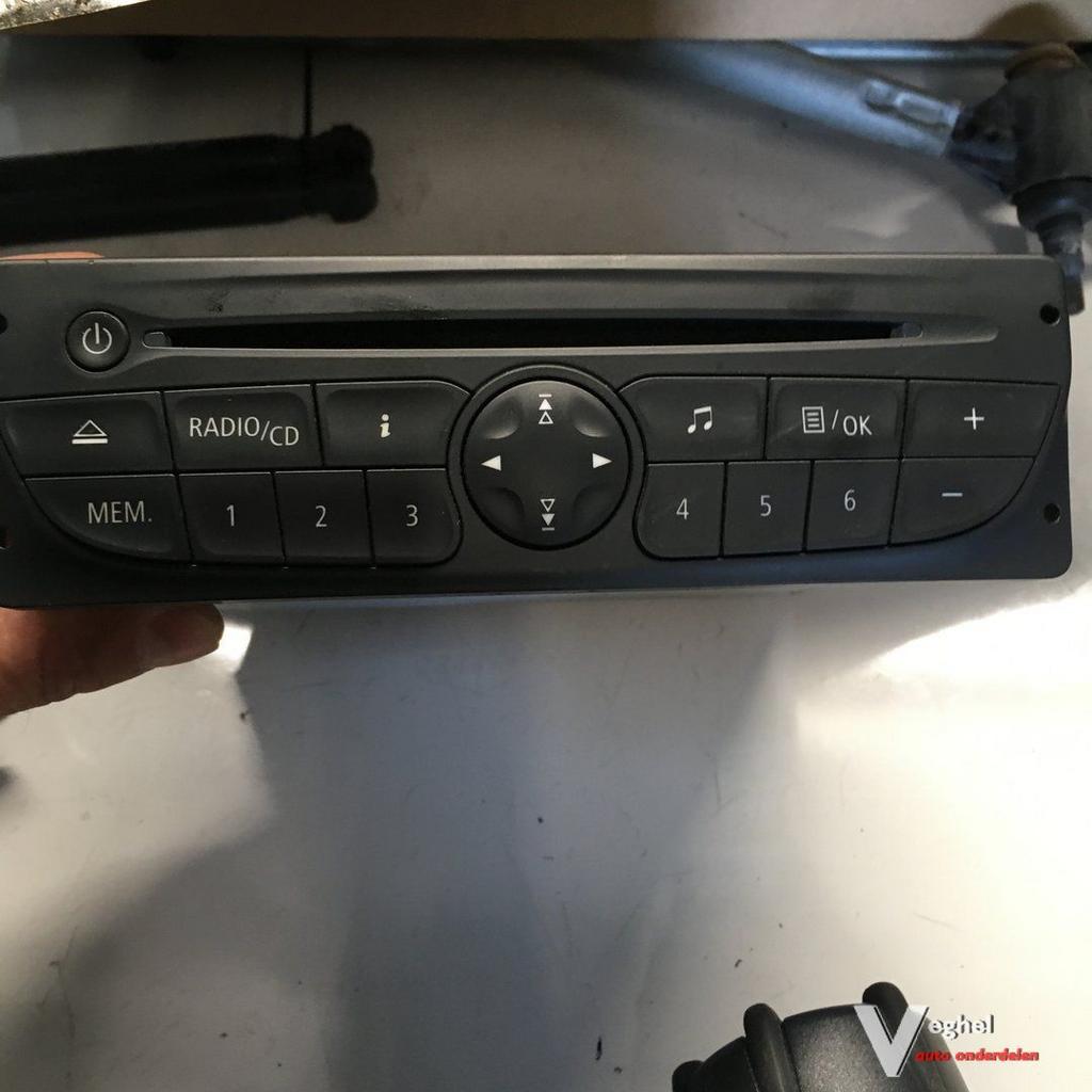 Renault Kangoo 1.5 dci ( Achterklep ) 2013 2500095  Radio Sa, Auto diversen, Autoradio's, Ophalen of Verzenden, -, -, -