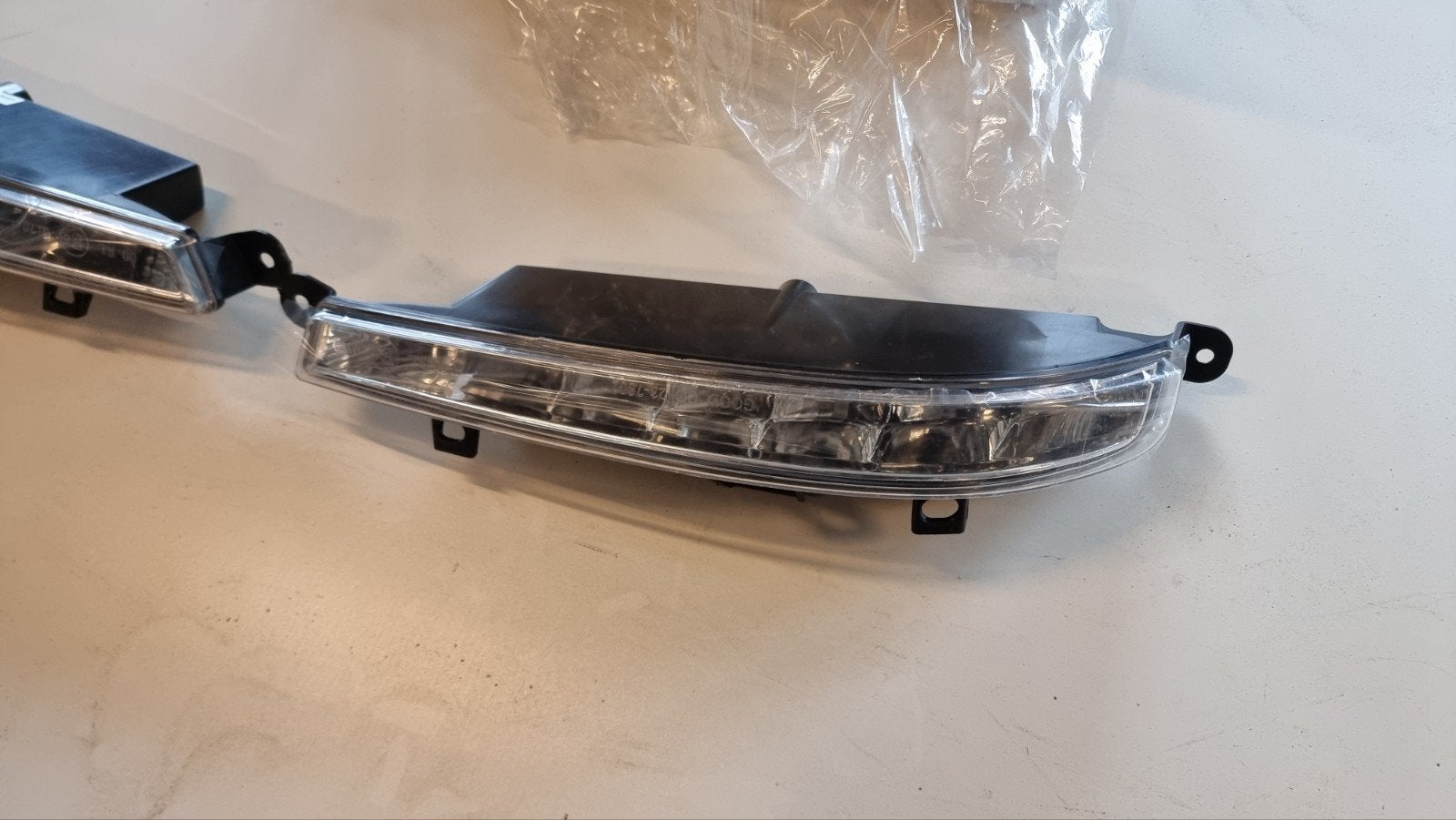 mercedes w221 Dagrijverlichting, Auto-onderdelen, Ophalen of Verzenden, Nieuw, Bumper