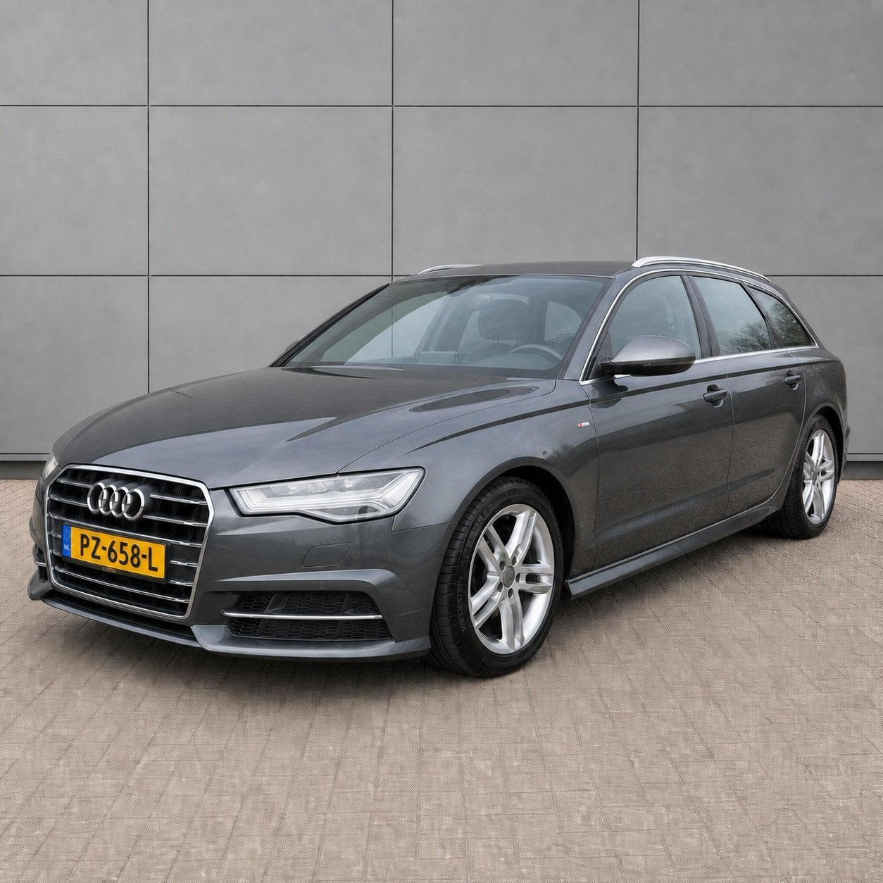 Audi A6 Avant 1.8 TFSI ultra S line Edition Sportleer/Navi/L, Auto's, Leder en Stof, Automatische klimaatregeling, Origineel Nederlands
