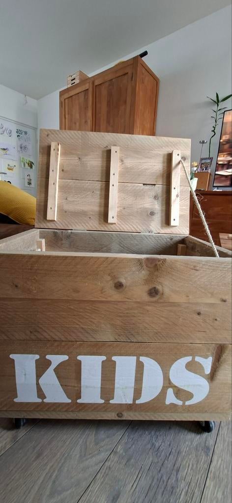Houten Speelgoedkist op Wielen - KIDS Opbergkist, Ophalen