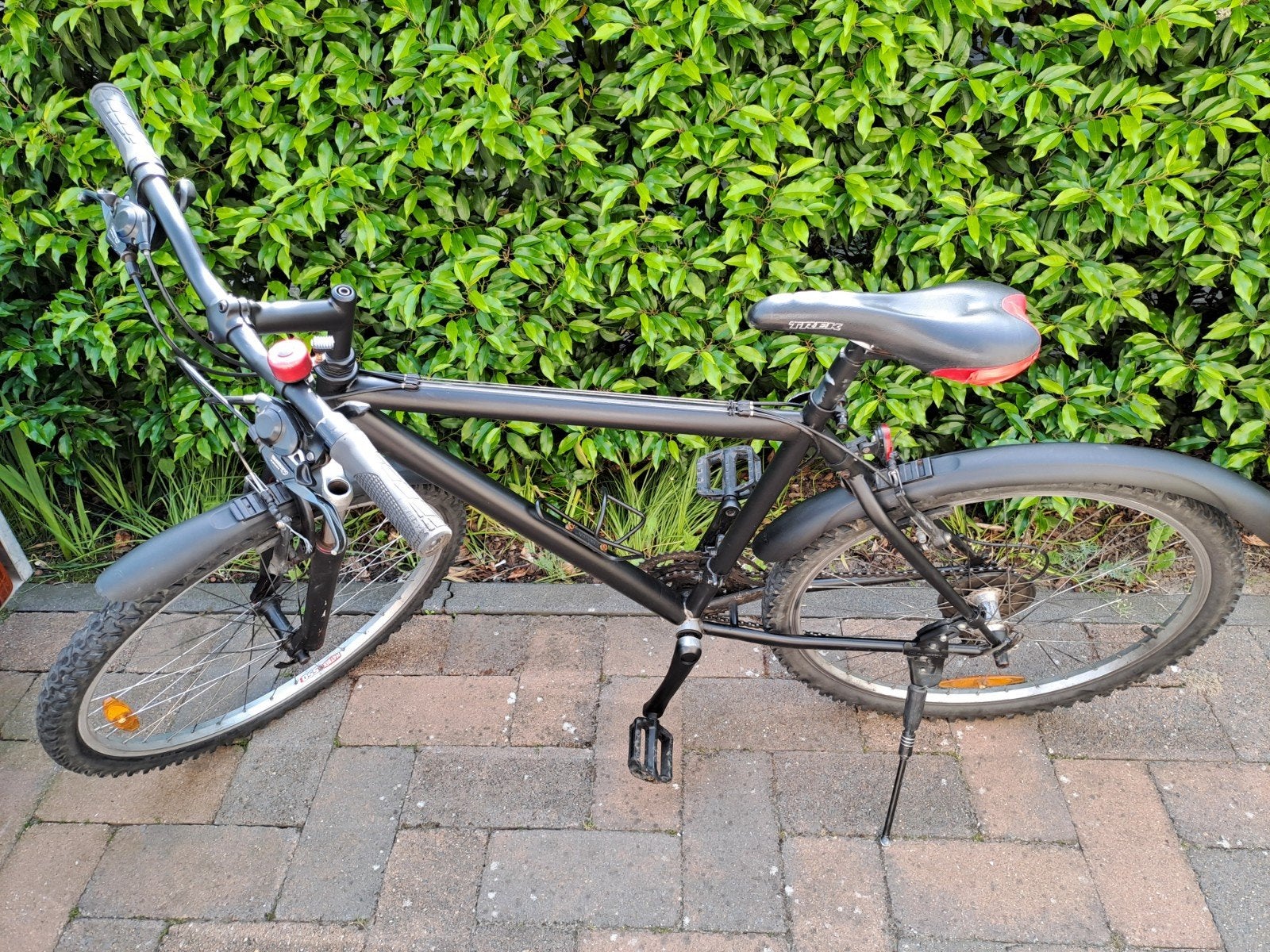 Zwarte mountainbike, Ophalen, Remmen, Gebruikt, Onbekend