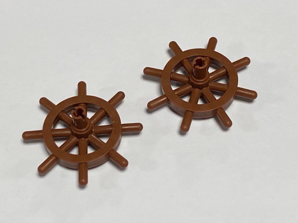Partij 2x nieuwe lego roodbruine stuurwiel schip