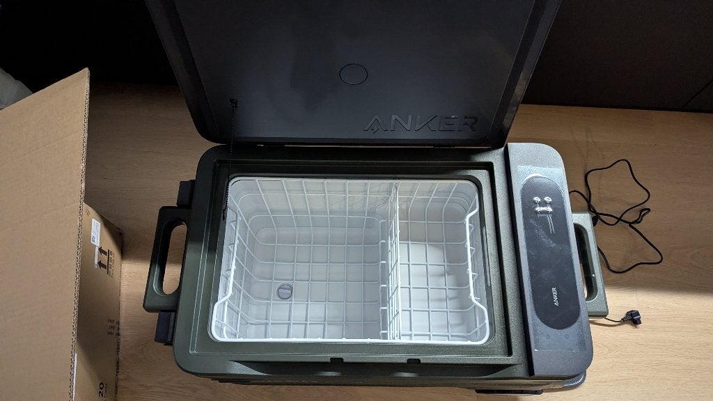 Anker everfrost 40 coolbox op accu nieuwstaat, Caravans en Kamperen, Koelboxen, Ophalen of Verzenden, Zo goed als nieuw, Koelbox