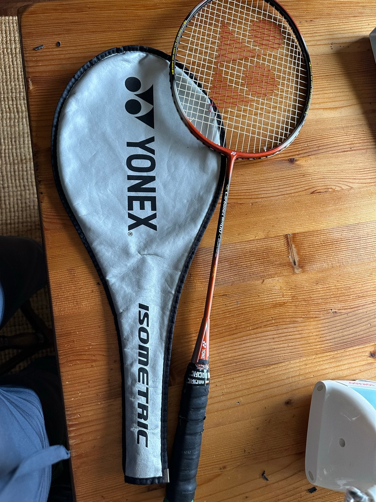 Yonex Isometrisch Badminton Racket met Hoes, Sport en Fitness, Badminton, Ophalen, Gebruikt, Racket(s)