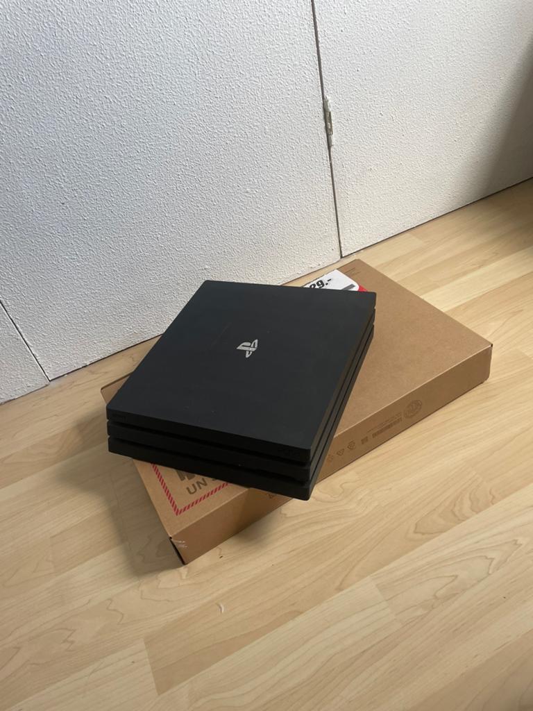 PlayStation 4 pro, 1 TB opslag, 1 controller, Spelcomputers en Games, Spelcomputers | Sony PlayStation 4, Ophalen of Verzenden