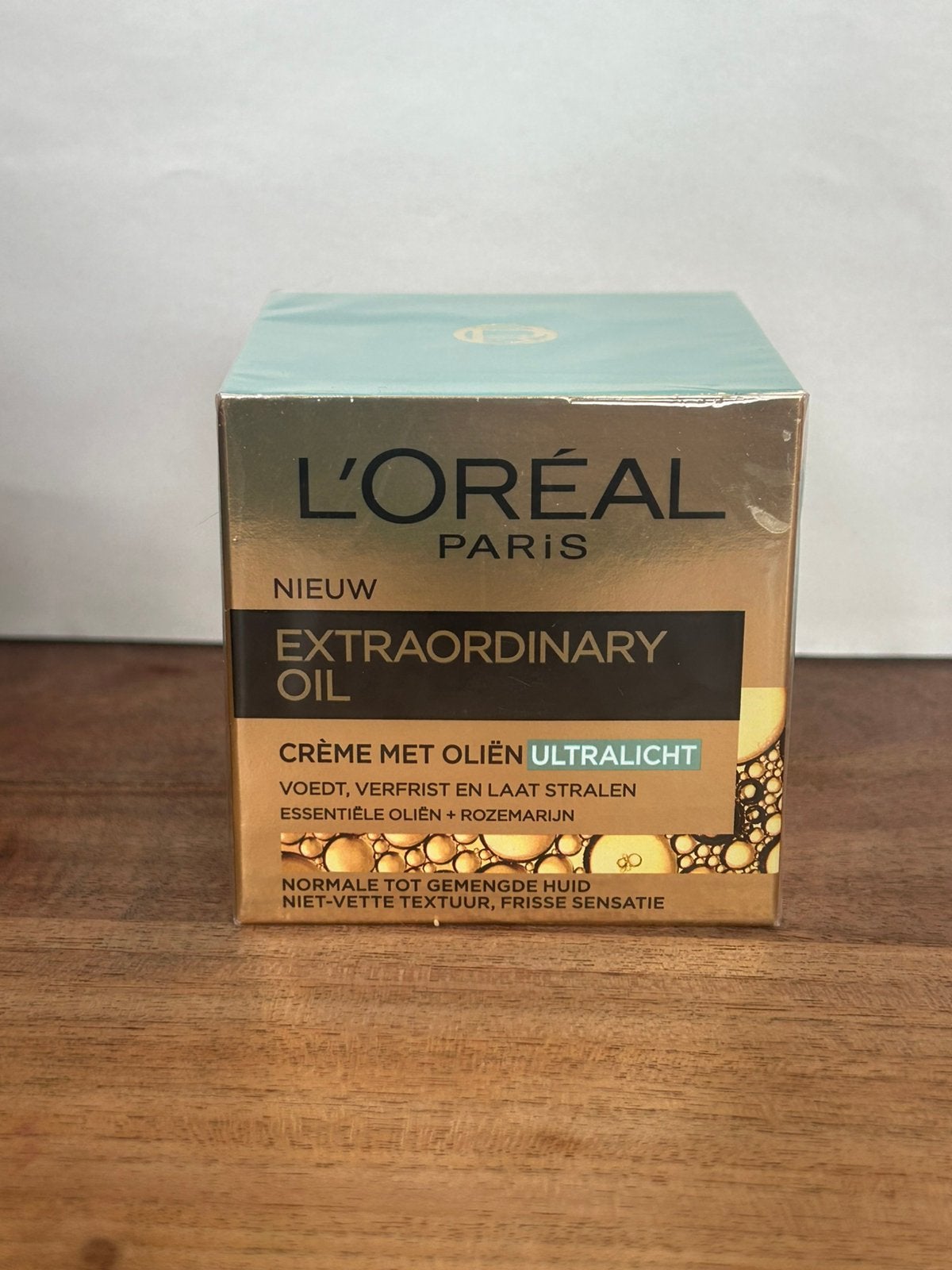 L’Oréal extraordinairy oil gezichtscréme 50ml, Ophalen of Verzenden, Nieuw, Gehele gezicht, Verzorging
