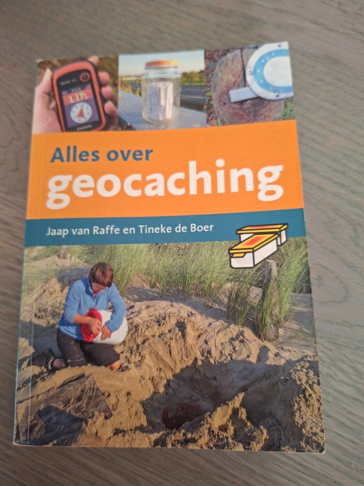 Alles over Geocaching - Handboek voor beginners en ervaren, Ophalen of Verzenden, Gelezen, Overige onderwerpen, Jaap van Raffe en Tineke de Boer