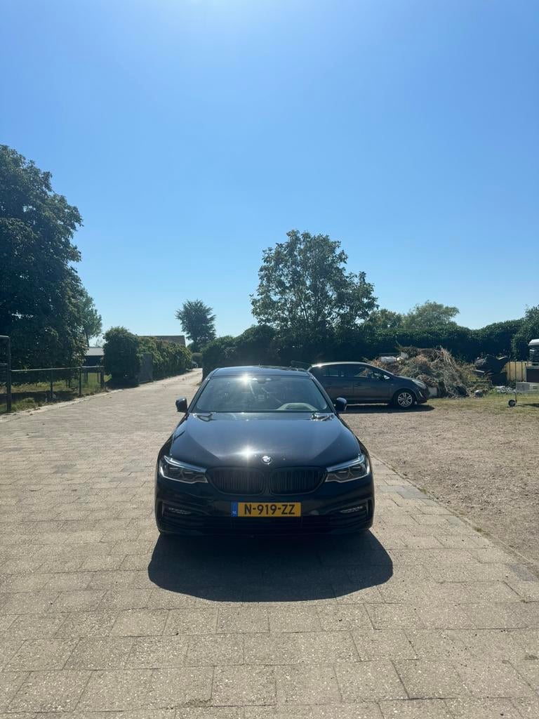 BMW 5-Serie 530d 265pk Xdrive Aut. 2017 Zwart, Auto's, BMW, Automaat, 2000 kg, Zwart, Leder