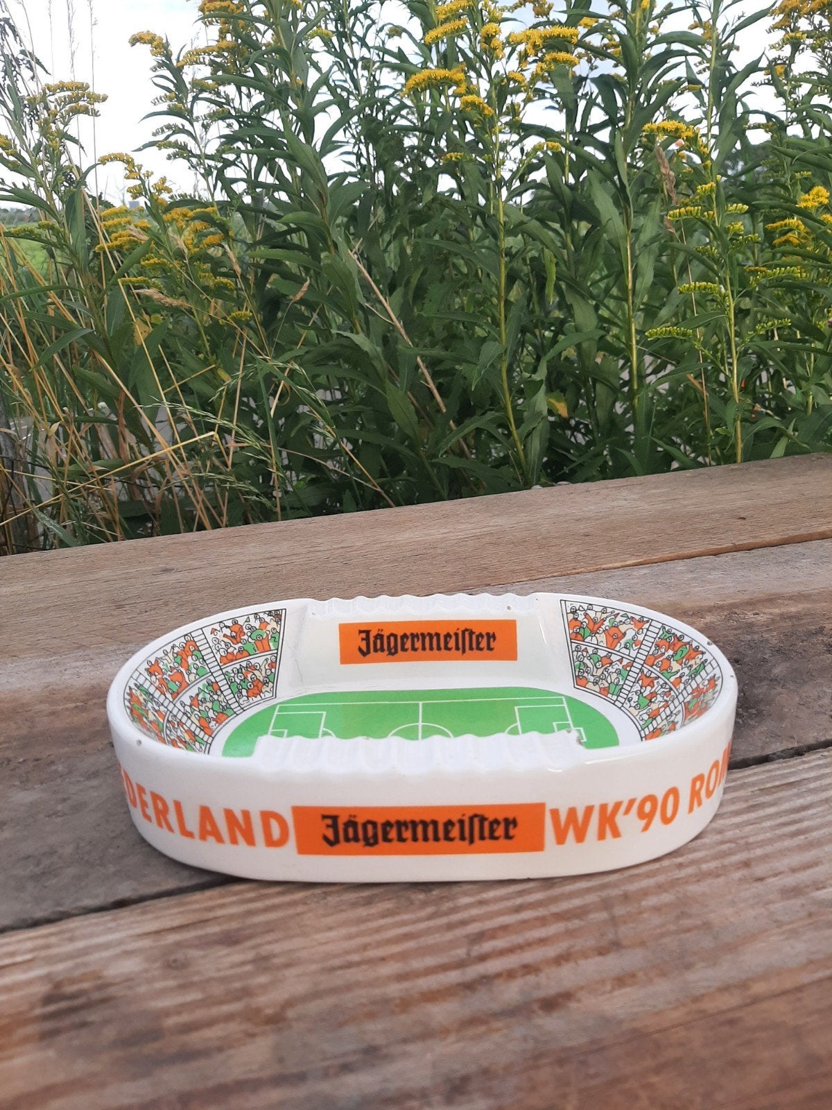 Vintage - Stadion Jagermeister asbak (WK 90 / zeer Zeldzaam), Verzamelen, Merken en Reclamevoorwerpen, Gebruikt, Gebruiksvoorwerp
