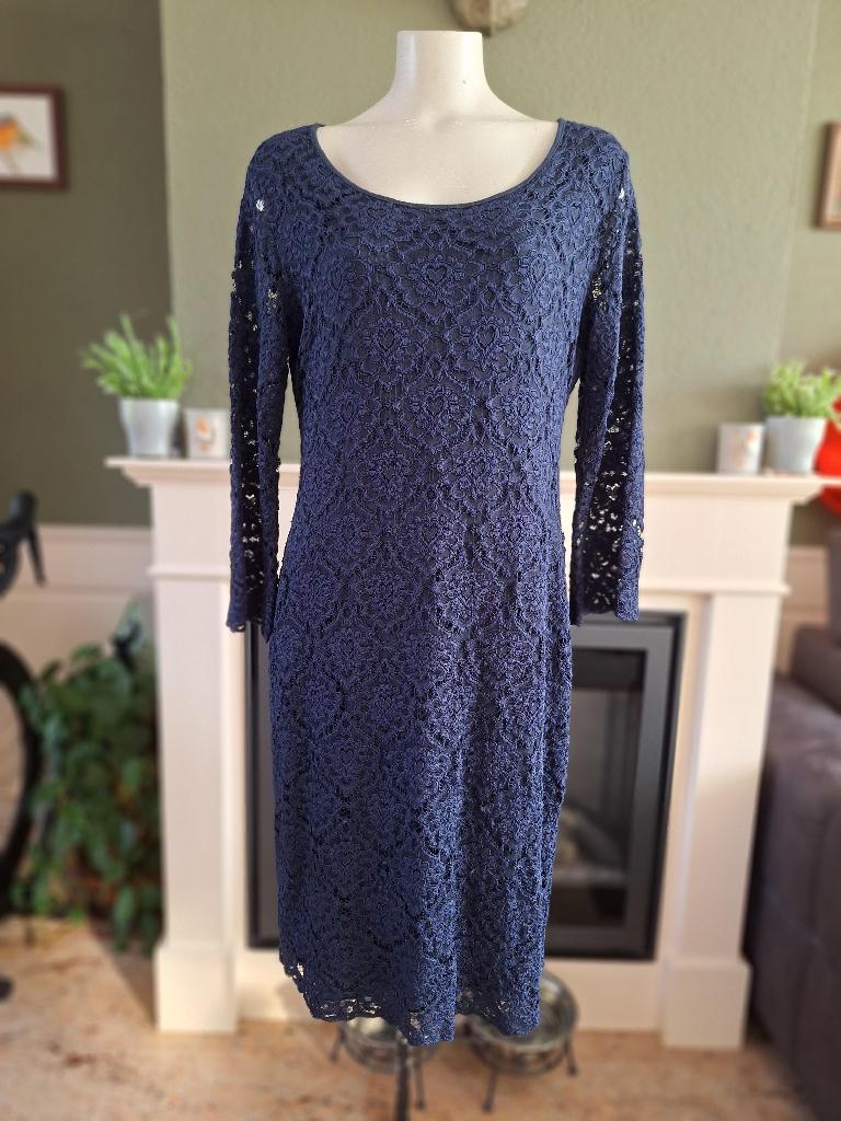 Atmos Fashion blauw kanten hart jurk 44 super mooi, Kleding | Dames, Jurken, Maat 42/44 (L), Zo goed als nieuw, Knielengte, Atmos Fashion