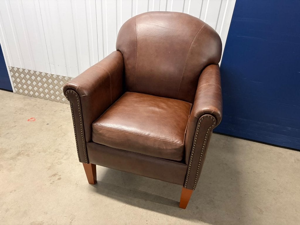 Chesterfield fauteuil en hocker vintage, Ophalen, Zo goed als nieuw, Chesterfield vintage, Leer