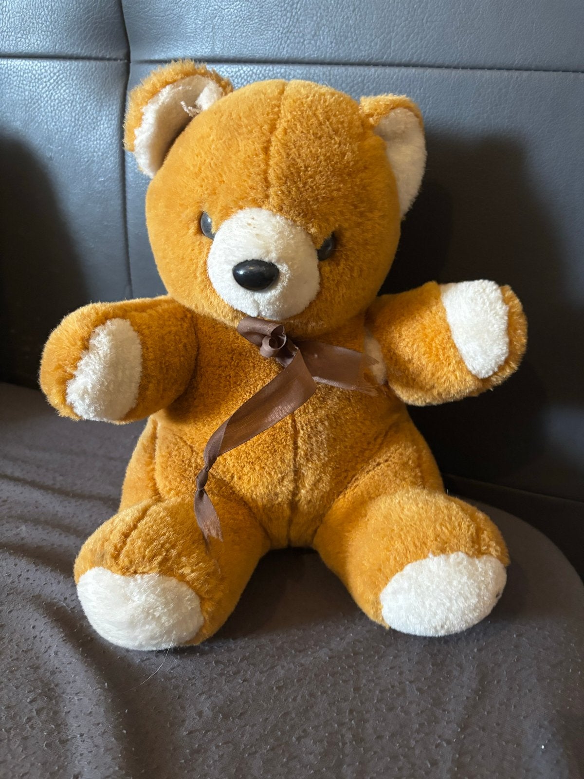 Schattige bruine teddybeer met strik, Overige merken, Overige karakters, Beer, Ophalen of Verzenden