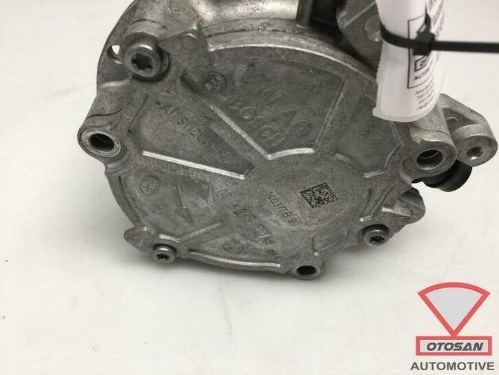 vw arteon 3g8 2018 vag vacuumpomp 06k145100ae, Gebruikt, Volkswagen, Volkswagen AG, Berliner Ring 2
38440  Wolfsburg, DE