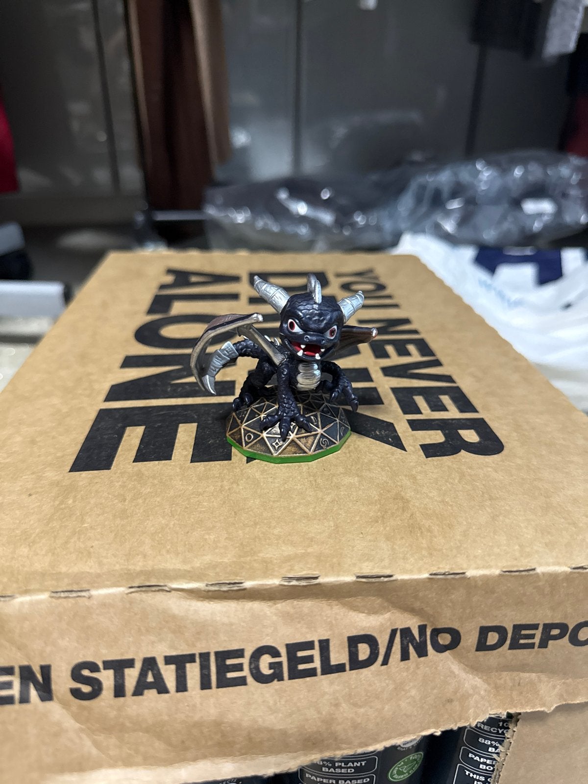 Skylanders SuperChargers Dark Spyro figuur, Ophalen, Zo goed als nieuw