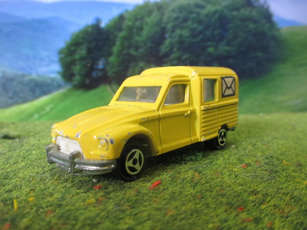 1:60 Citroen Acadiane POST - Majorette Dyane, Hobby en Vrije tijd, Ophalen of Verzenden, Gebruikt, Auto