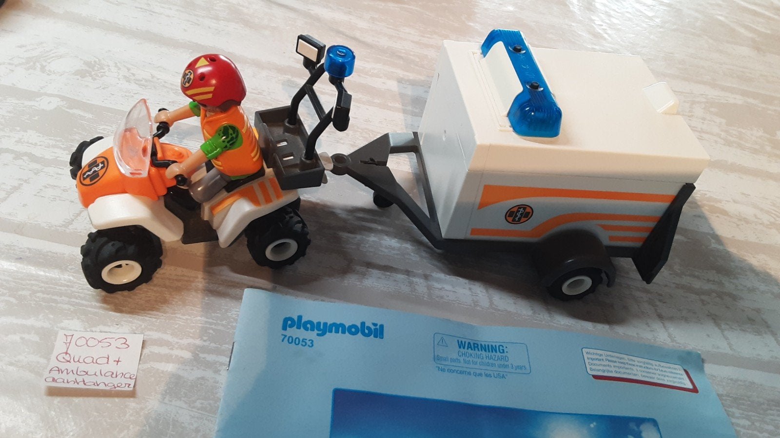 70053 ambulance quad met brancard in kar, Voertuig, Ophalen of Verzenden, Zo goed als nieuw, City action