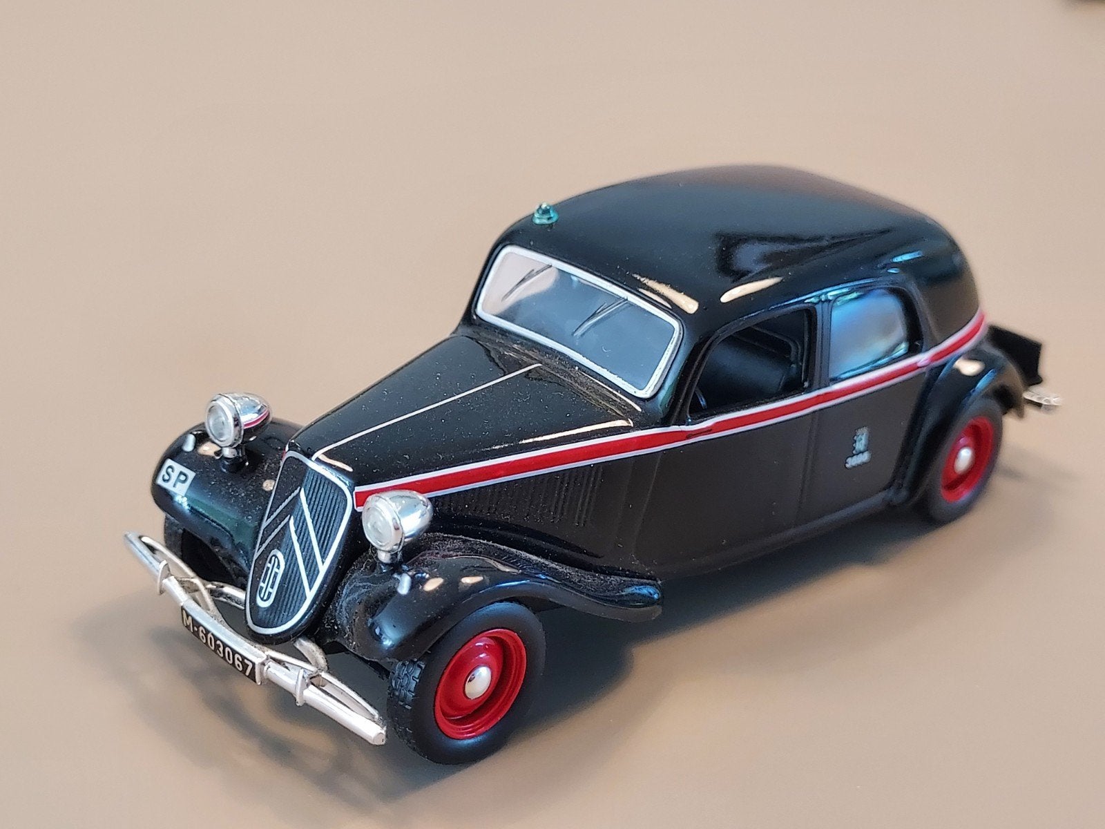 Citroën Traction Avant 11 Taxi Madrid 1955 Altaya 1:43, Ophalen of Verzenden, Auto, Overige merken