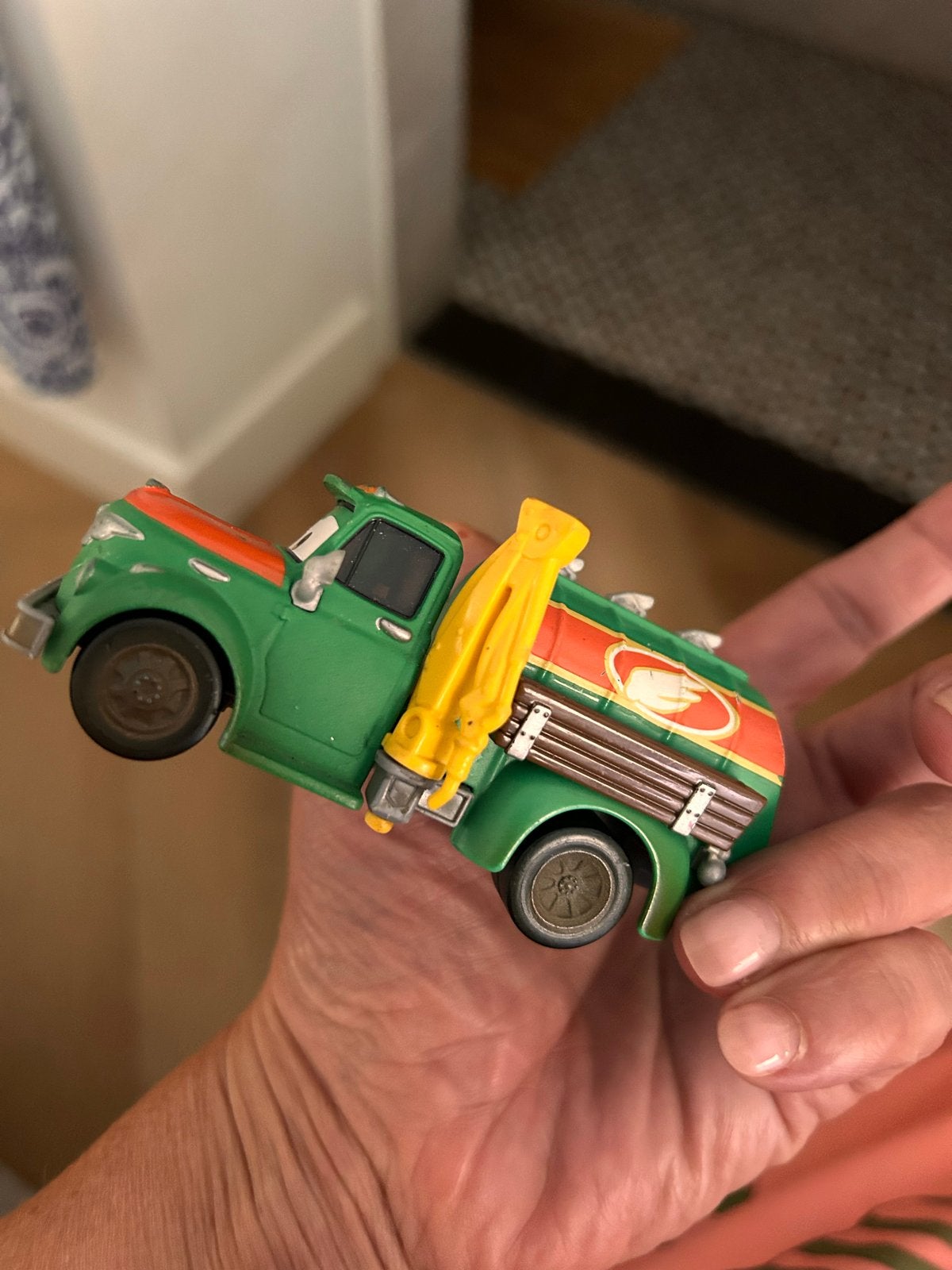 Disney Planes Chug Tankwagen Speelgoedauto, Kinderen en Baby's, Speelgoed | Speelgoedvoertuigen, Verzenden, Gebruikt