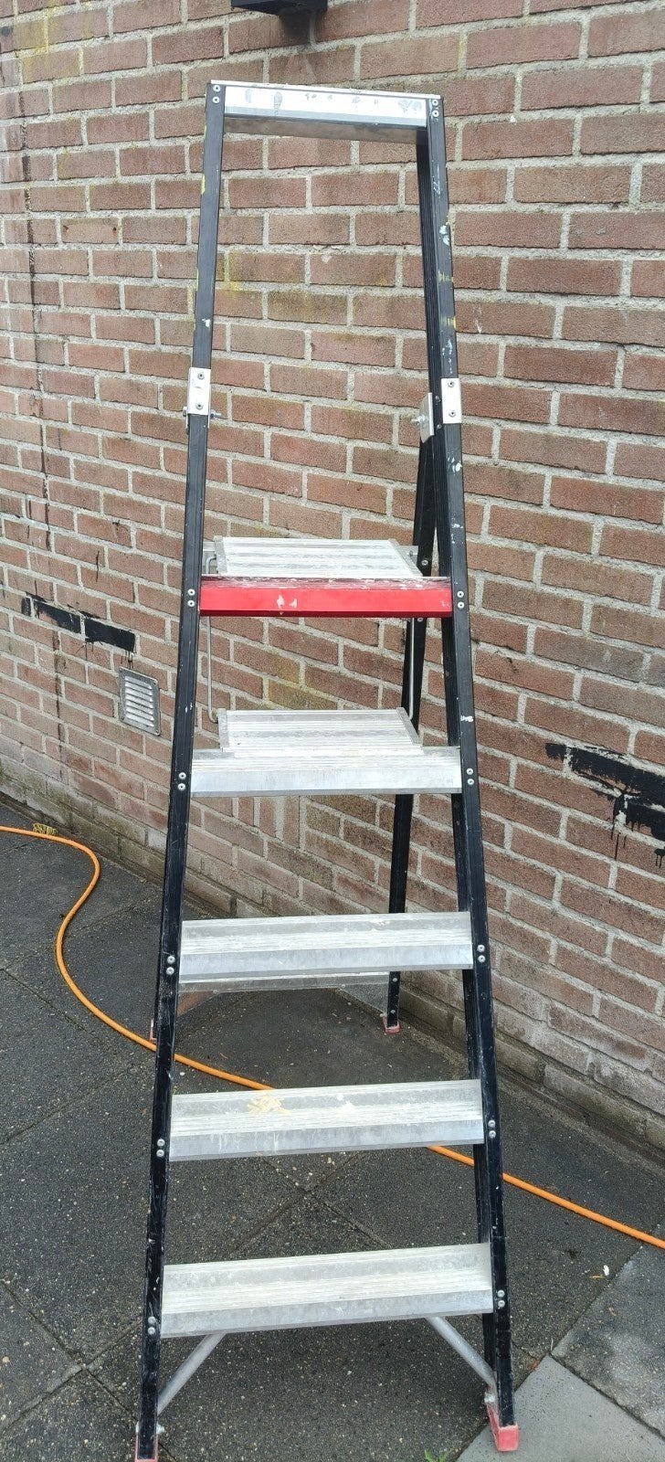 Altrex Taurus TGB 5 traps, Doe-het-zelf en Verbouw, Ophalen, Gebruikt, 4 meter of meer