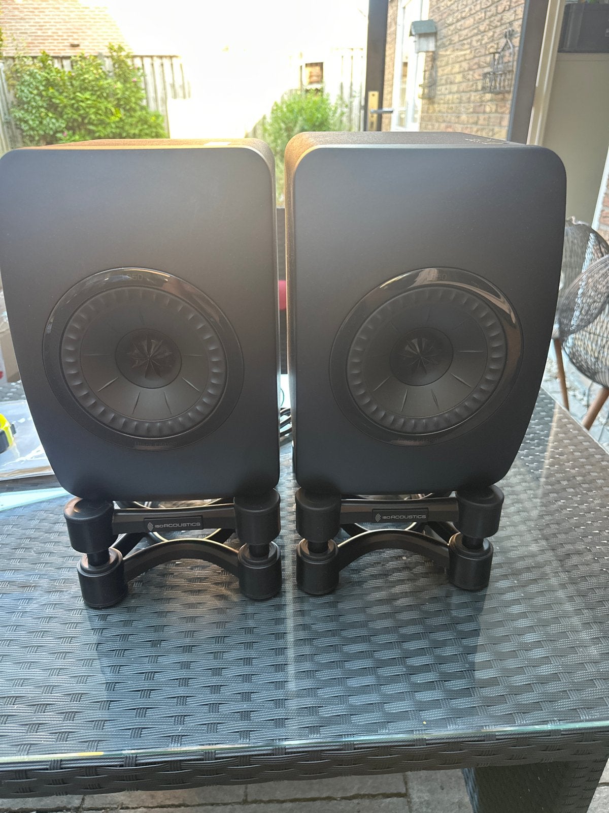 KEF LS50 Black Edition met ISOAcoustics standaarden, Audio, Tv en Foto, Luidsprekers, Ophalen, Inclusief standaarden, Zo goed als nieuw