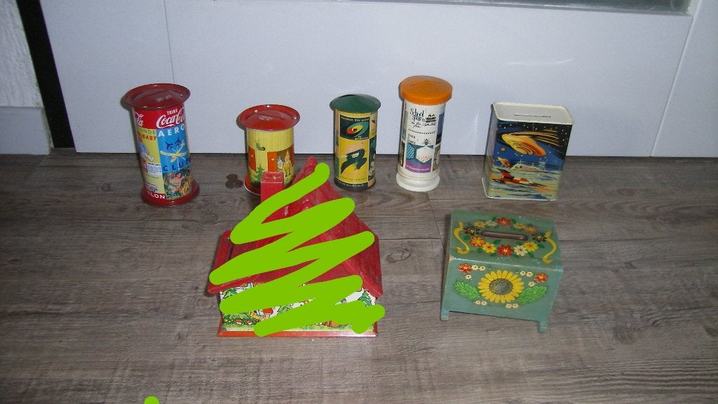 VEEL LEUKE OUDE /RETRO SPAARPOTJES/SPAARPOT, Verzamelen, Spaarpotten, Ophalen of Verzenden, Gebruikt, Metaal of Blik