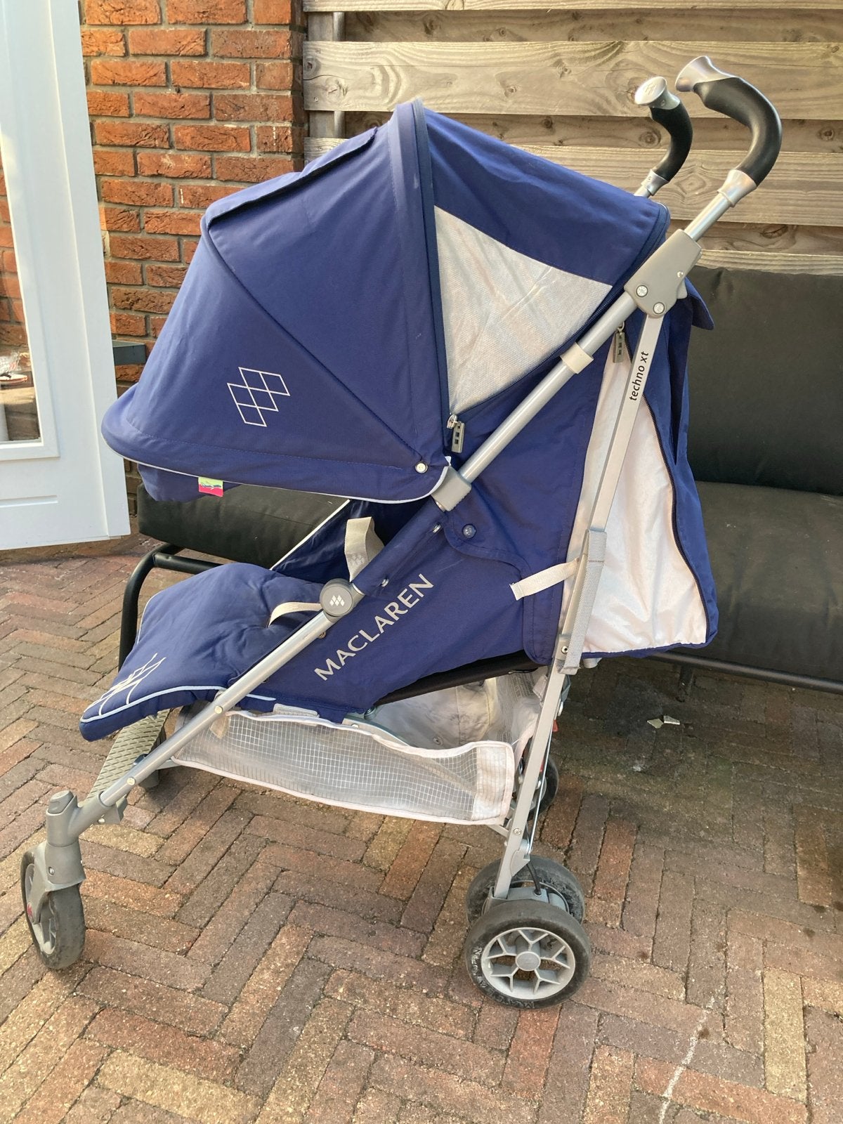 Maclaren Techno XT Buggy - Blauw met regenhoes, Kinderen en Baby's, Kinderwagens en Combinaties, Ophalen, Gebruikt, Kinderwagen