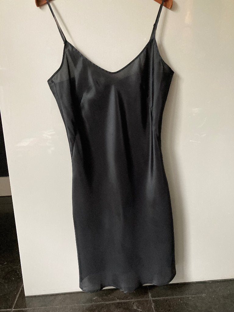 By Marlene Birger zijdeachtig jurkje met spaghettibandjes M, Kleding | Dames, Maat 38/40 (M), Ophalen of Verzenden, Zo goed als nieuw