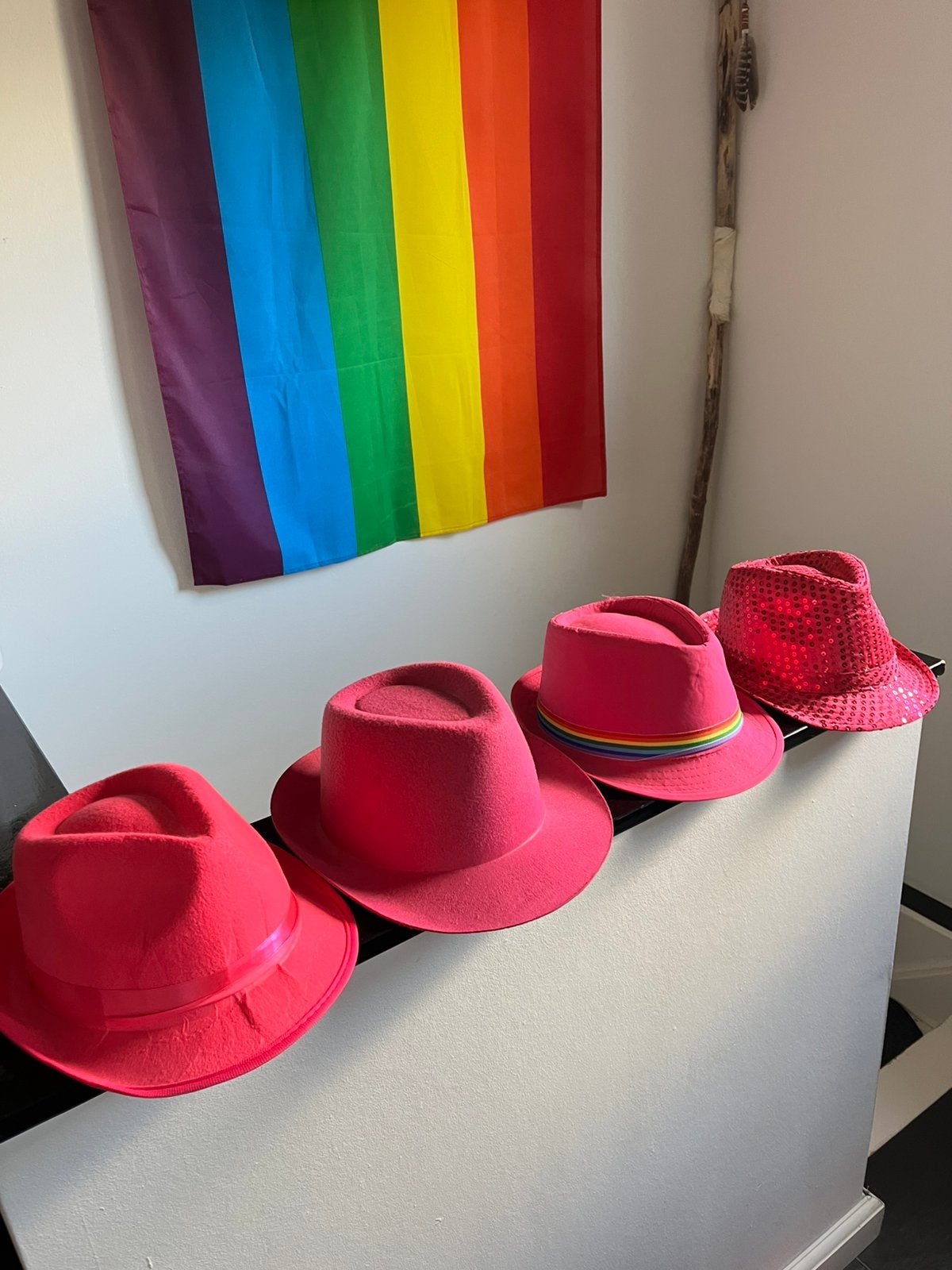Roze hoedjes 4x, Kleding | Dames, Hoeden en Petten, Ophalen, Zo goed als nieuw, One size fits all