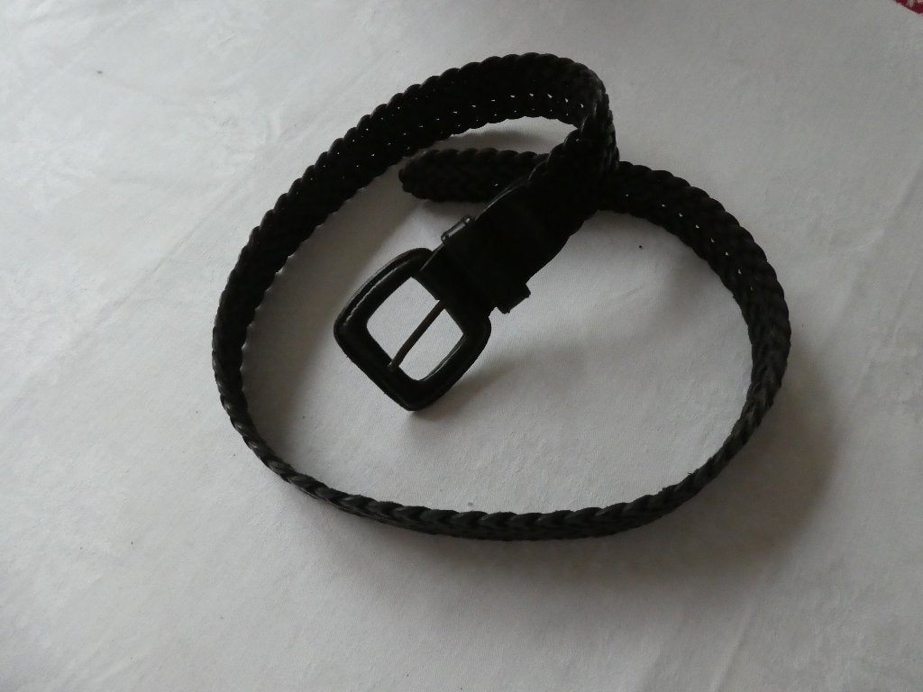 Zwart leren damesriem; gevlochten zwart leer, 3 tot 5 cm, 90 tot 100 cm, Tailleriem, Ophalen of Verzenden