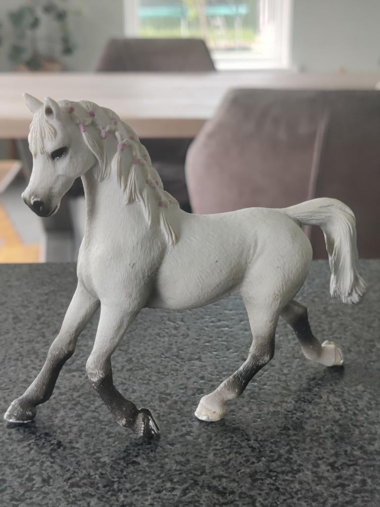 Schleich Arabische merrie 13761, Ophalen of Verzenden, Gebruikt, Paard, Beeldje of Figuurtje