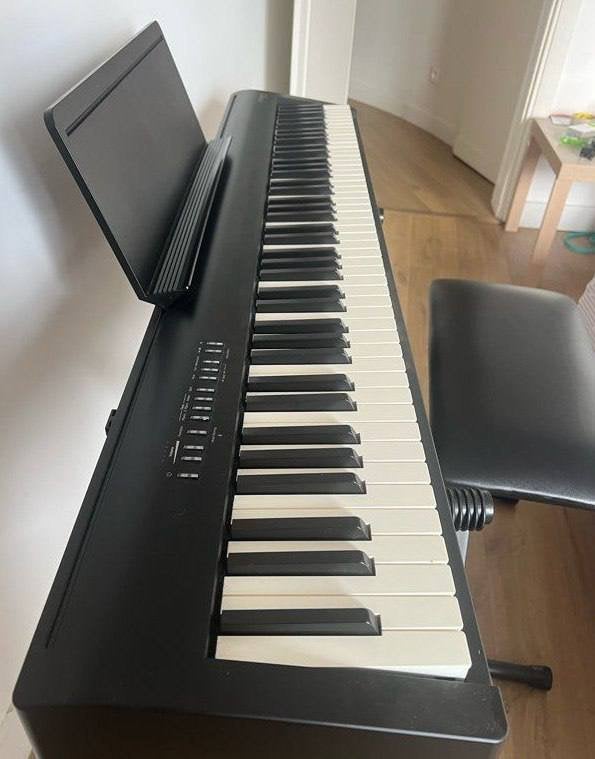 Piano Roland FP-30X, Muziek en Instrumenten, Ophalen of Verzenden, Zo goed als nieuw, Zwart, Piano