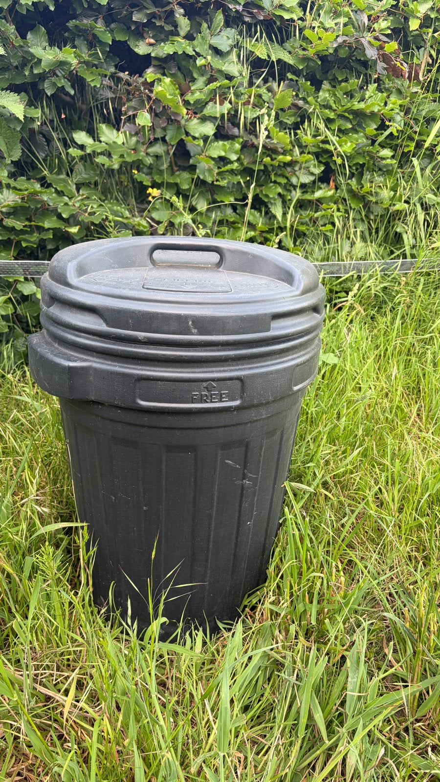 Voerton zwart - 70lt, Dieren en Toebehoren, Ophalen, Overige soorten
