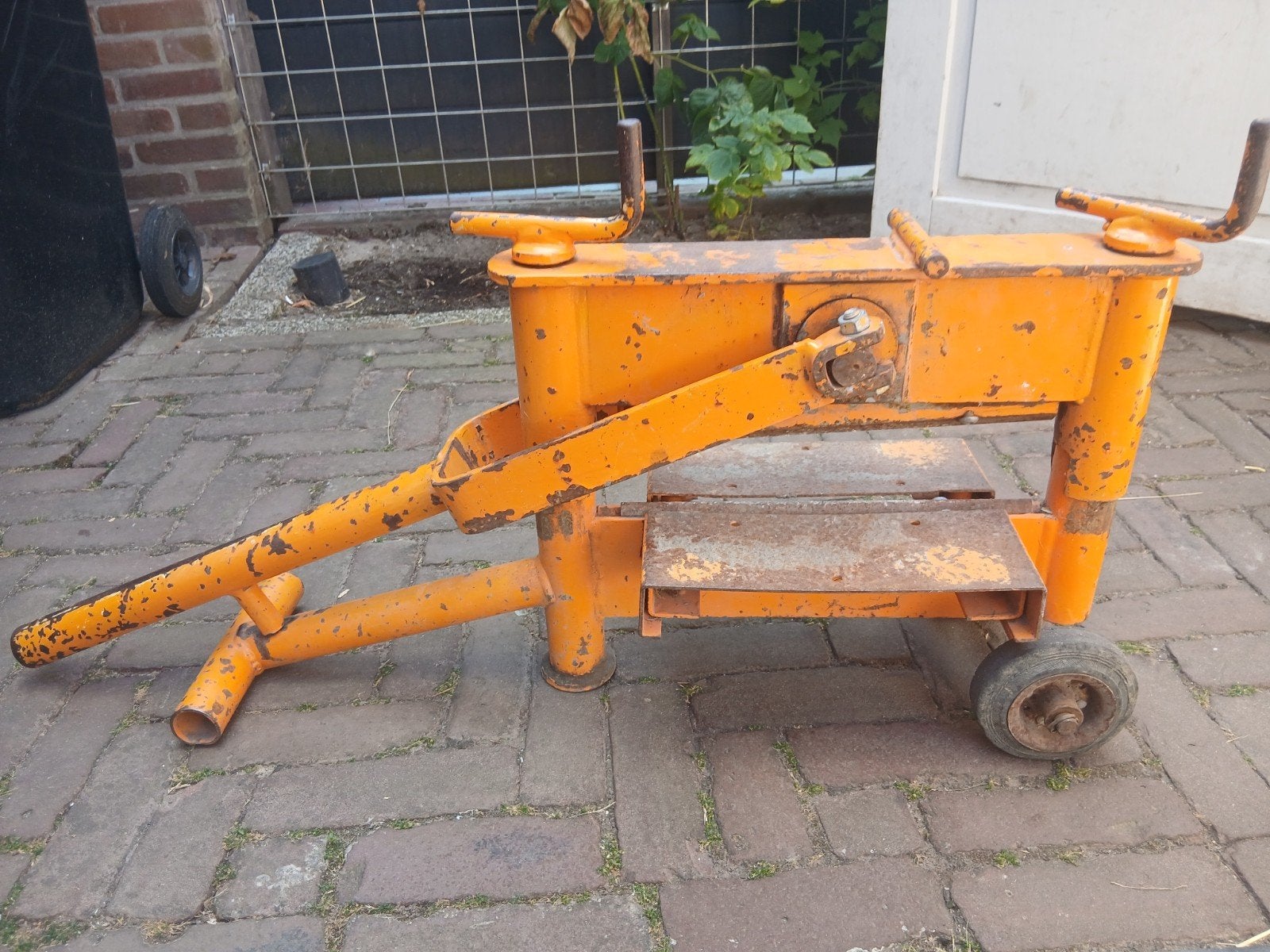 te huur: stenenknipper, Ophalen, Gebruikt, Overige merken