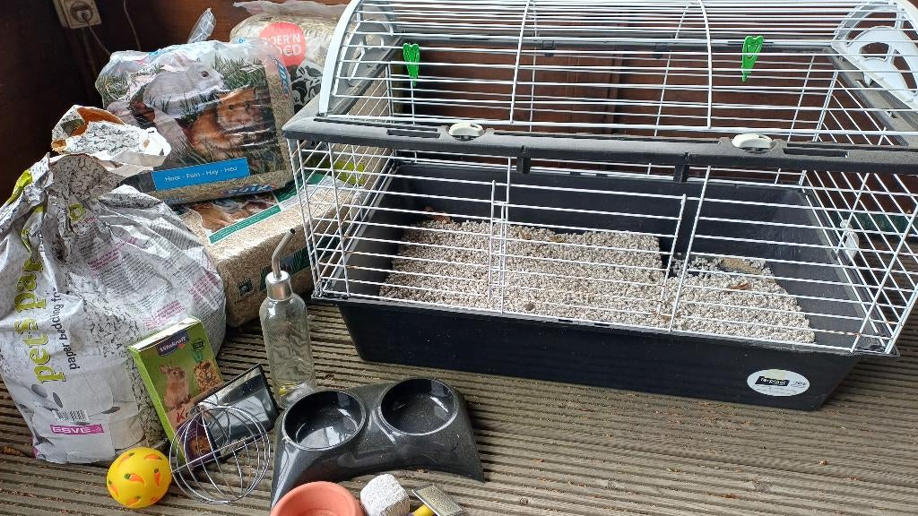konijnen of caviakooi voor binnen, Kooi, Zo goed als nieuw, Konijn, 75 tot 110 cm