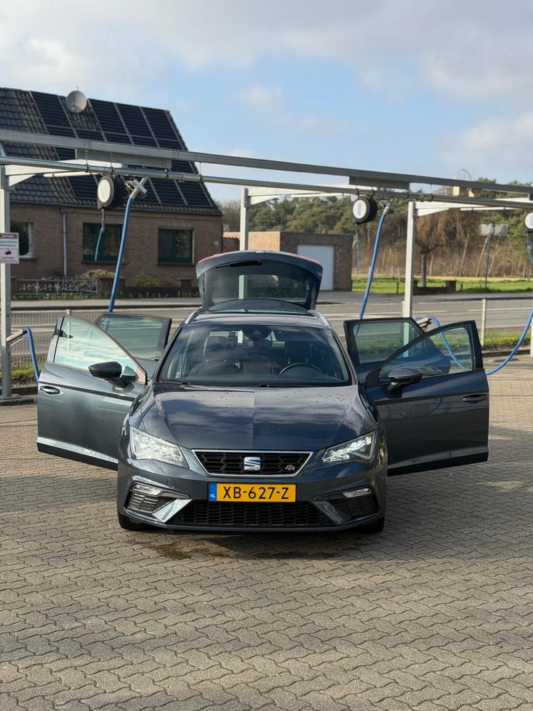 Seat Leon 1.5 TSI 150PK 2018 Grijs, Voorwielaandrijving, 1498 cc, 4 cilinders, Leon